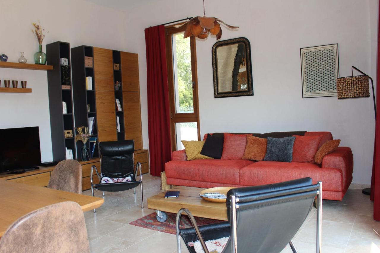 Lodge Les Oliviers Garéoult Екстериор снимка